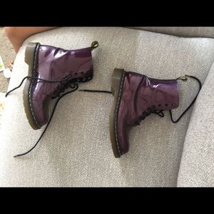 Dr. Martens shiny purple size 8